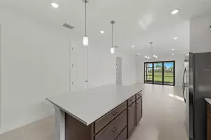 18917 Indian Rock Pl, Lakewood Ranch, FL 34211 - Photo 9