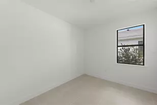 18917 Indian Rock Pl, Lakewood Ranch, FL 34211 - Photo 7