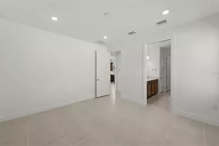 18917 Indian Rock Pl, Lakewood Ranch, FL 34211 - Photo 19