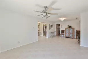 2035 Hampstead Cir, Sun City Center, FL 33573 - Photo 13