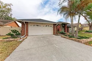 908 Wicketrun Dr, Brandon, FL 33510 - Photo 5