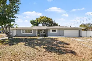 6795 23rd St S, Saint Petersburg, FL 33712 - Photo 1