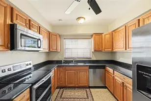 6795 23rd St S, Saint Petersburg, FL 33712 - Photo 3