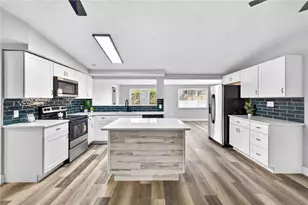 2924 Puma Dr, Holiday, FL 34690 - Photo 7