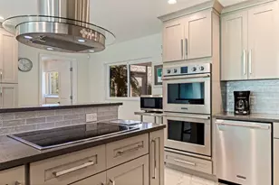 153 58th Ave S, Saint Petersburg, FL 33705 - Photo 15