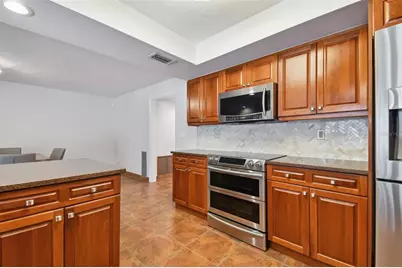 4328 40th Street S, Saint Petersburg, FL 33711 - Photo 11