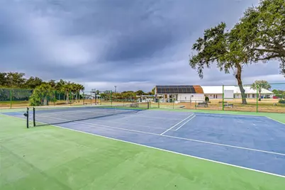 35203 Makenzie Street, Zephyrhills, FL 33541 - Photo 15