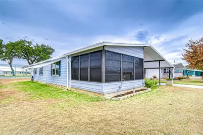 35203 Makenzie Street, Zephyrhills, FL 33541 - Photo 19