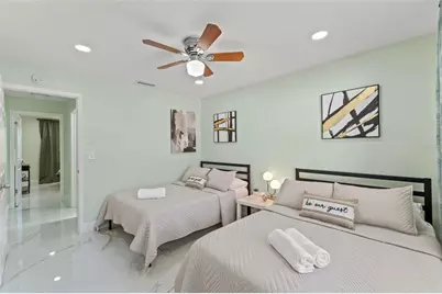 439 E Boyer Street, Tarpon Springs, FL 34689 - Photo 13