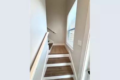 6910 Dartmouth Avenue N, Saint Petersburg, FL 33710 - Photo 27