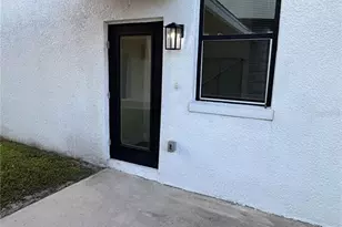 6910 Dartmouth Ave N, Saint Petersburg, FL 33710 - Photo 25