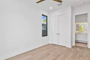 7821 3rd Ave S, Saint Petersburg, FL 33707 - Photo 15