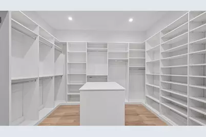 7821 3rd Avenue S, Saint Petersburg, FL 33707 - Photo 49