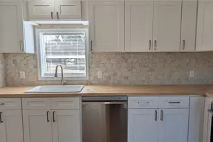 3623 E Whirlwind Path, Floral City, FL 34436 - Photo 11