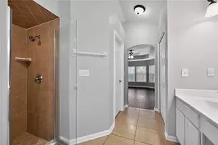 14586 Zachary Dr E, Jacksonville, FL 32218 - Photo 11