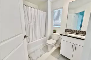 2580 Sunray Venus Wy, Ruskin, FL 33570 - Photo 23