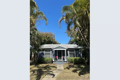 447 28th Avenue N, Saint Petersburg, FL 33704 - Photo 1