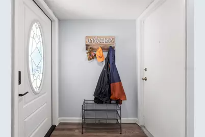 9015 108th Avenue, Seminole, FL 33777 - Photo 5