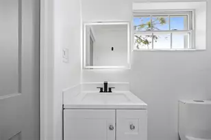 1817 Oregon Ave NE, Saint Petersburg, FL 33703 - Photo 31