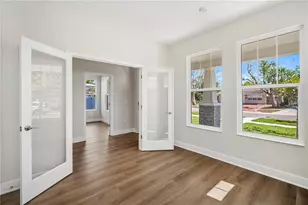 5633 Dartmouth Ave N, Saint Petersburg, FL 33710 - Photo 5
