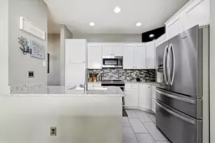 1050 Starkey Rd, Largo, FL 33771 - Photo 17