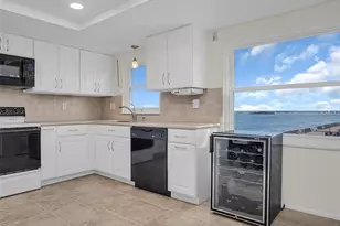 9 Haig Pl, Dunedin, FL 34698 - Photo 11