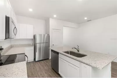 1633 Nantucket Way, Winter Haven, FL 33884 - Photo 7