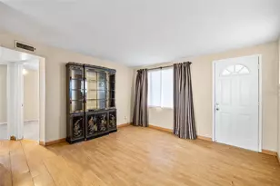 10473 113th Ave, Largo, FL 33773 - Photo 7