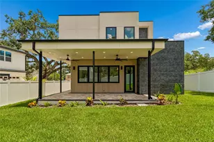 1305 Hilton Pl, Tampa, FL 33604 - Photo 11
