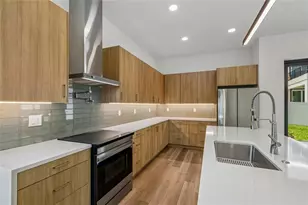 1305 Hilton Pl, Tampa, FL 33604 - Photo 35