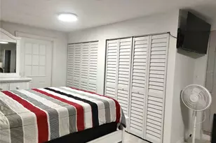 2136 W Rambla St, Tampa, FL 33612 - Photo 5