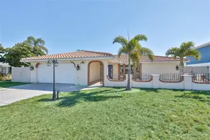 6523 King Palm Way, Apollo Beach, FL 33572 - Photo 7