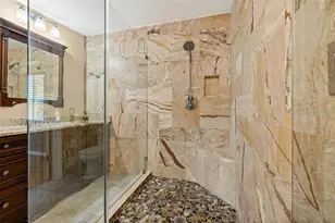 619 Garland St N, Saint Petersburg, FL 33703 - Photo 7