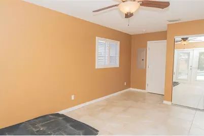 619 Garland Street N, Saint Petersburg, FL 33703 - Photo 21