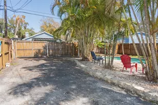 619 Garland St N, Saint Petersburg, FL 33703 - Photo 37