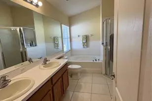 3414 Berry Blossom Ln, Plant City, FL 33567 - Photo 13