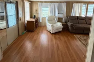 4061 58th Ave N, Saint Petersburg, FL 33714 - Photo 9