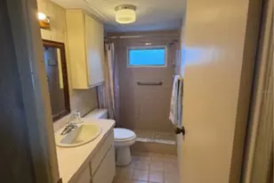 4061 58th Ave N, Saint Petersburg, FL 33714 - Photo 13