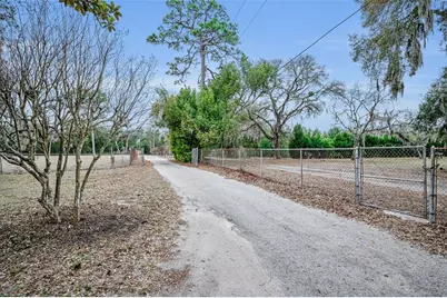 7230 Old Homestead Road, New Port Richey, FL 34654 - Photo 15