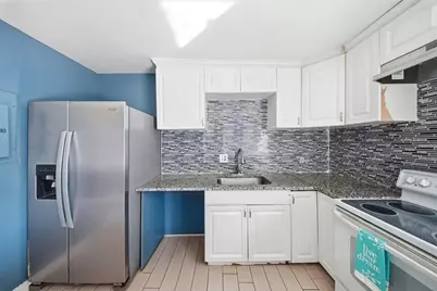 514 E Morgan Street, Tarpon Springs, FL 34689 - Photo 11