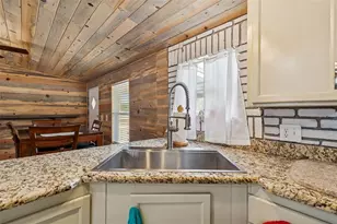 6411 Holloman Creek Ct, Plant City, FL 33565 - Photo 31