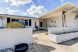 3633 Blackhawk Dr, New Port Richey, FL 34652 - Photo 3