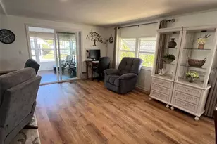 148 Pindo Palm St W, Largo, FL 33770 - Photo 15