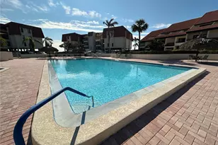 106 1st St E, Saint Petersburg, FL 33715 - Photo 27