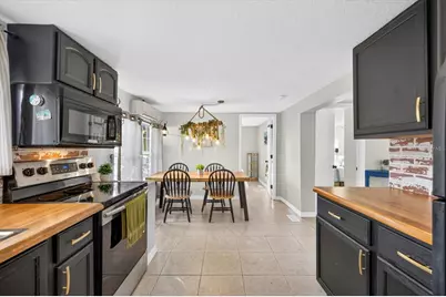 7286 Aberdeen Court, Weeki Wachee, FL 34607 - Photo 3