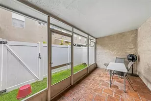 10109 Belleville Pl, Tampa, FL 33624 - Photo 19