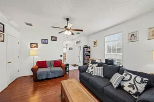 10109 Belleville Pl, Tampa, FL 33624 - Photo 5