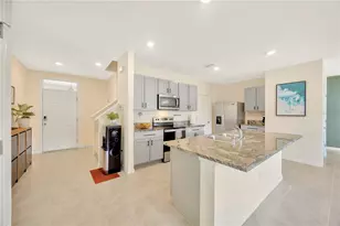 5674 Banbury Rdg Run, Wesley Chapel, FL 33545 - Photo 11