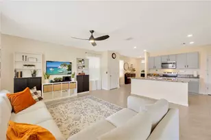 5674 Banbury Rdg Run, Wesley Chapel, FL 33545 - Photo 9