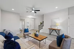 30183 Southwell Ln, Wesley Chapel, FL 33543 - Photo 9